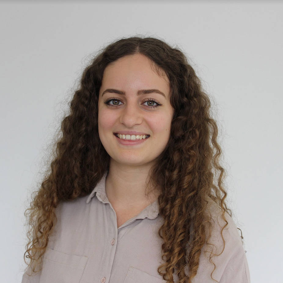 Photo of Daisy Dunne