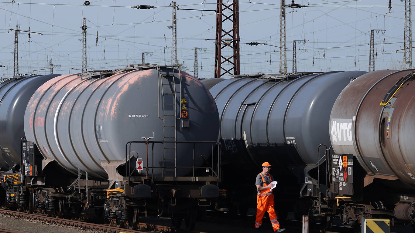johnson149_Sean GallupGetty Images_russian oil ukraine