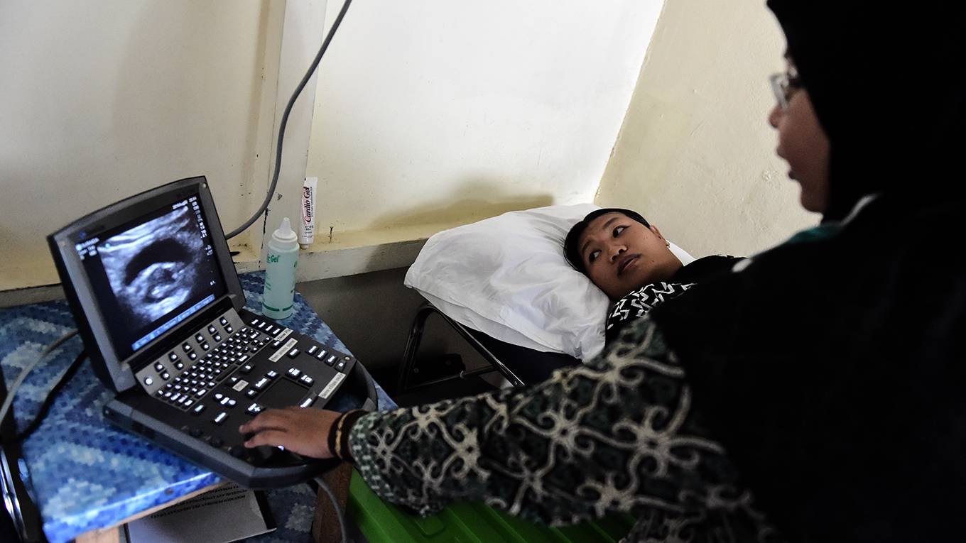 debeni1_BAY ISMOYOAFP via Getty Images_maternalhealthwomanhospitalpregnant