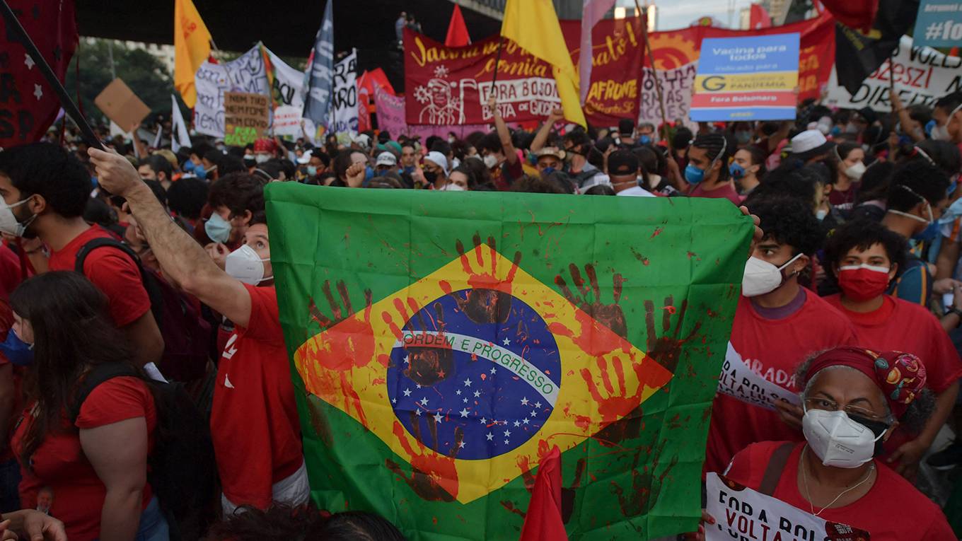 rogoff210_ NELSON ALMEIDAAFP via Getty Images_brazilprotest