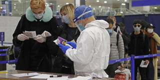 dervis98_Yin LiqinChina News Service via Getty Images_airportcoronavirus
