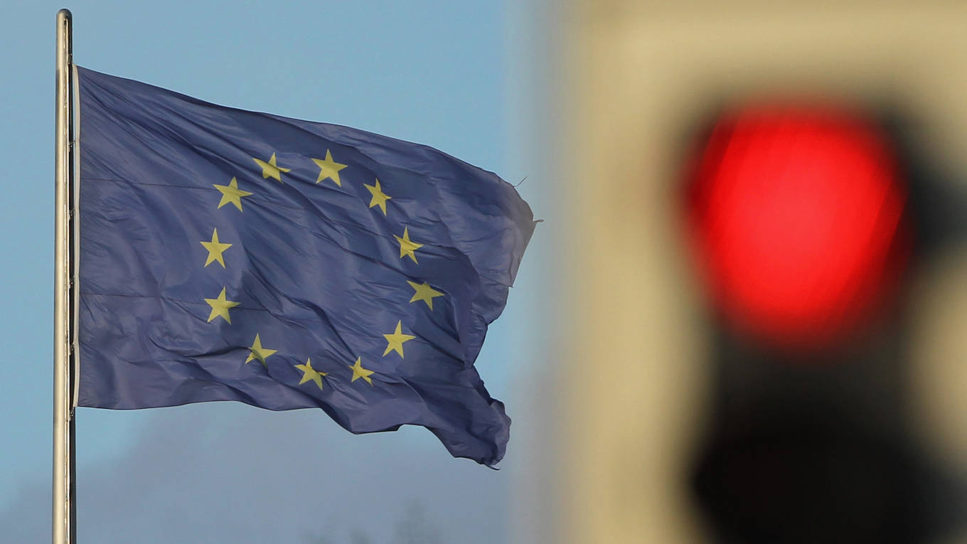 eu flag stoplight