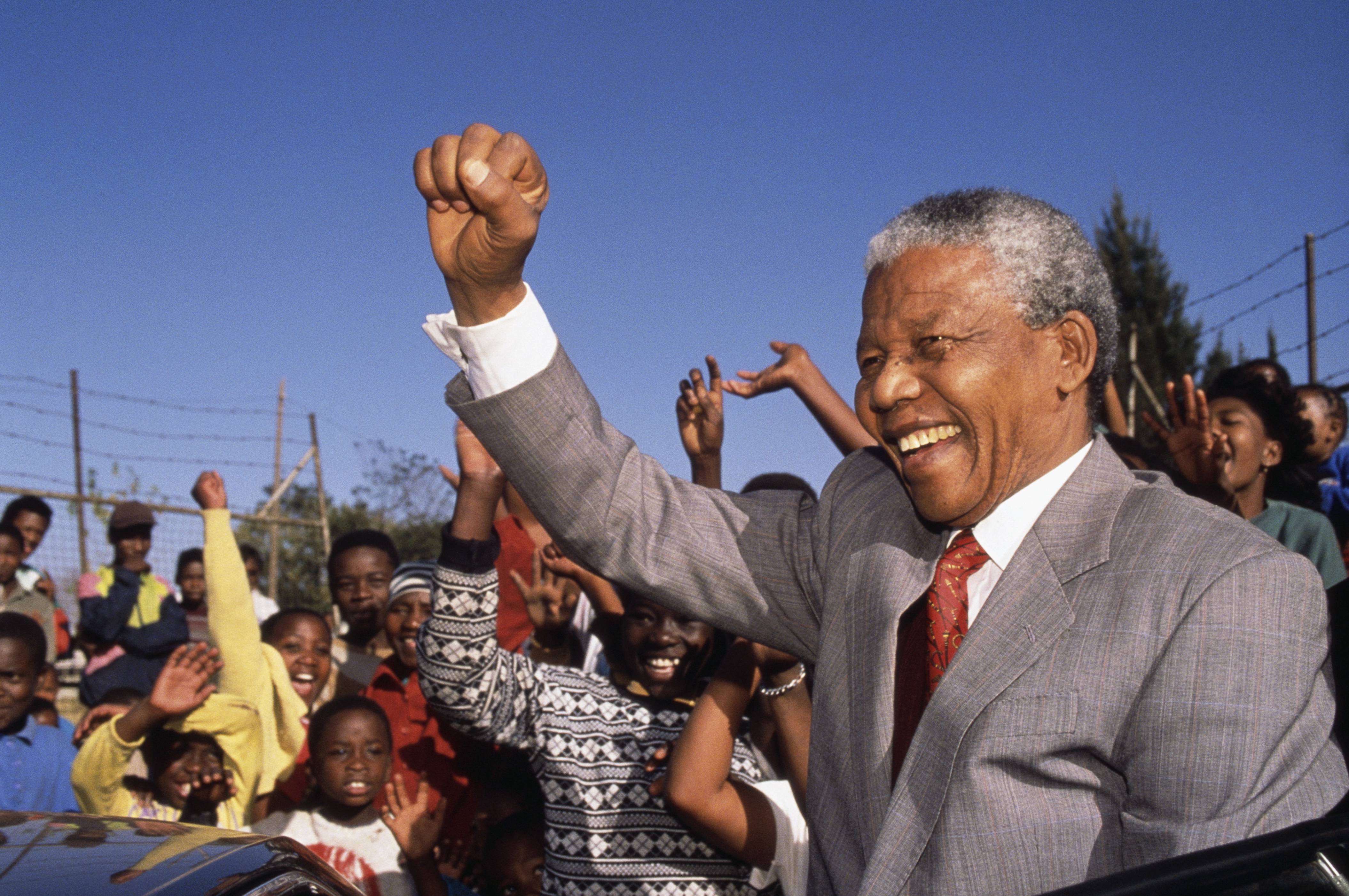 topic_elders_Louise Gubb CORBIS SABA Corbis via Getty Images_Mandela