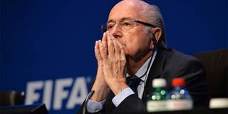 Sepp Blatter resigns