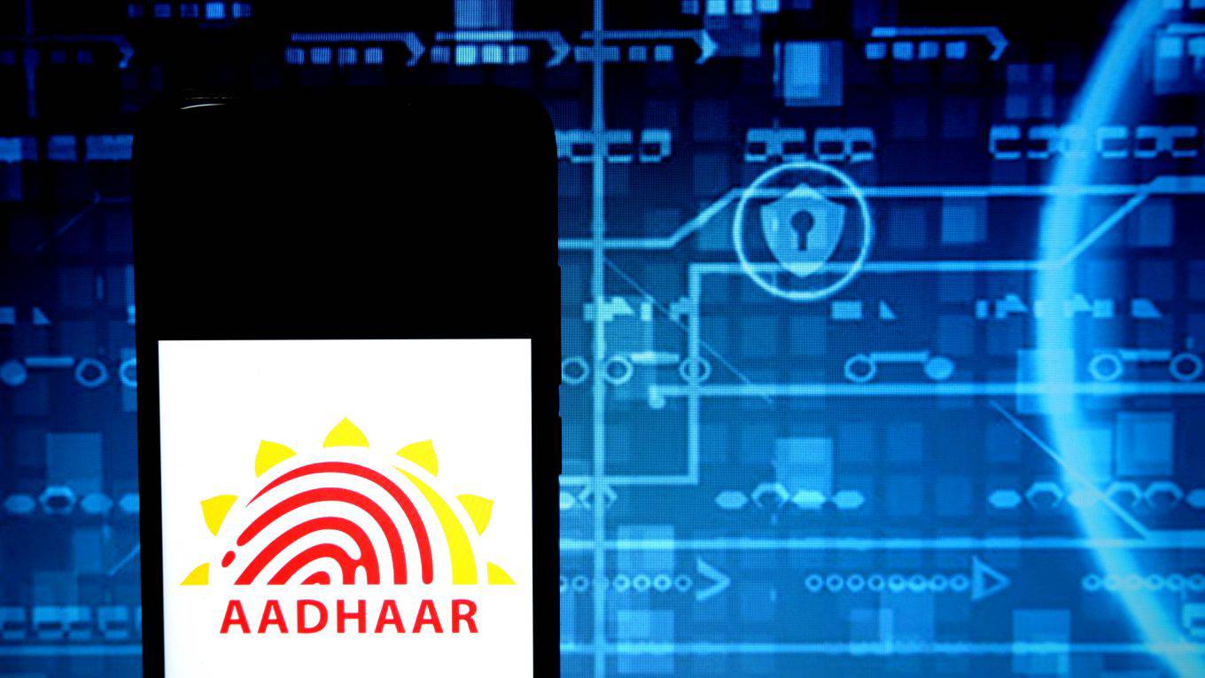 owhite2_Avishek DasSOPA ImagesLightRocket via Getty Images_india aadhaar