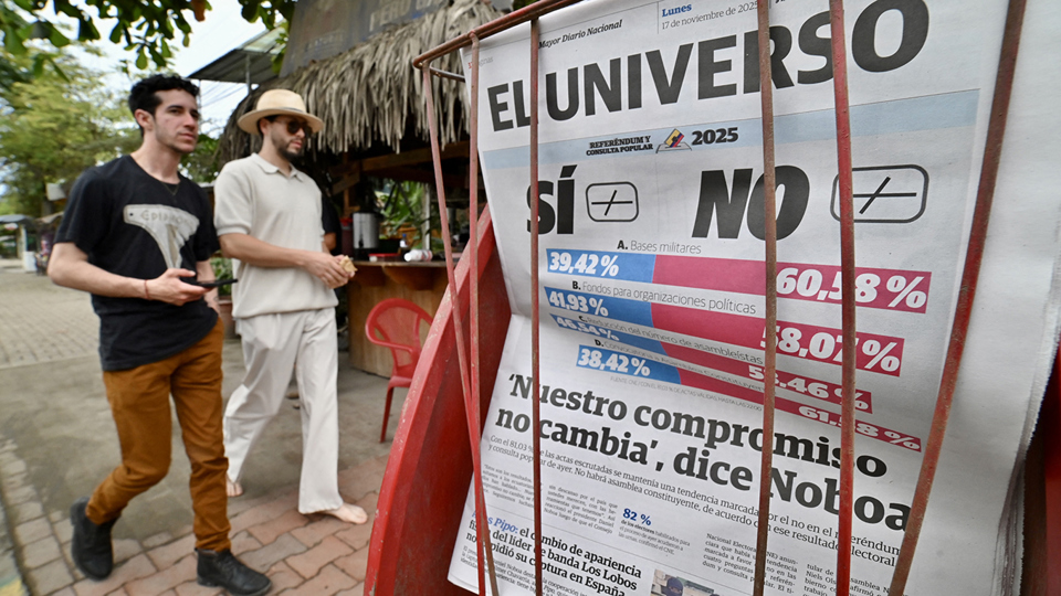 Trump se sooča s kritikami, izgubo podpore in težavami v stranki