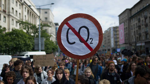 rajan70_Aleksander KalkaNurPhoto via Getty Images_carbonprotest