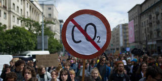 rajan70_Aleksander KalkaNurPhoto via Getty Images_carbonprotest