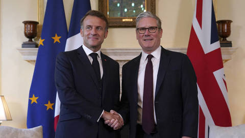 leonard109_Alberto PezzaliPoolAFPGettyImages_macron_starmer_visit