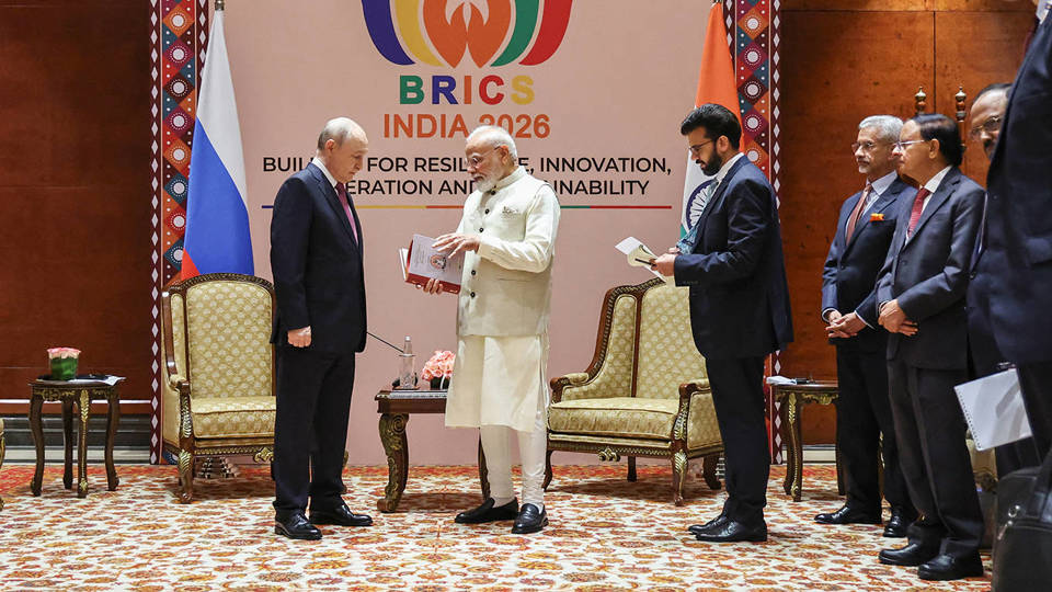 Why India Wants Peace in Ukraine—and China Doesn’t