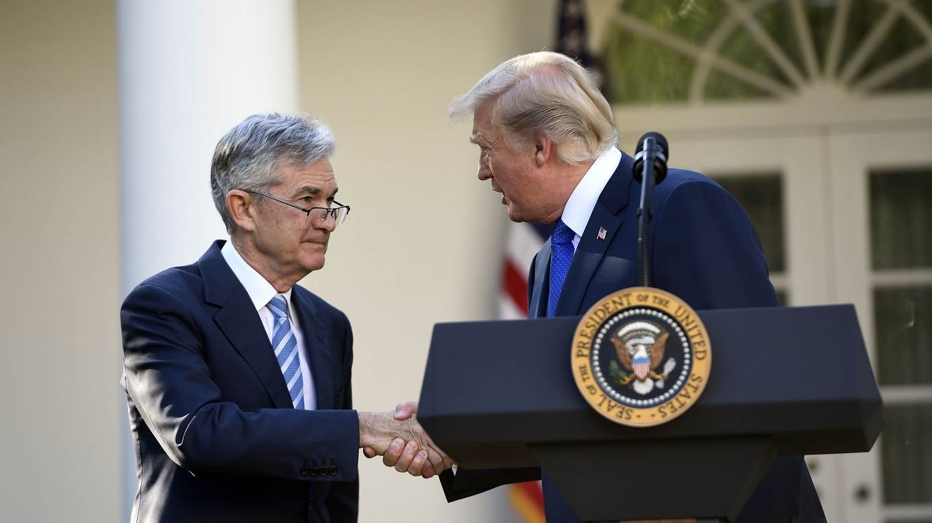 US President Donald Trump shakes hands as he announces his nominee for Chairman of the Federal Reserve