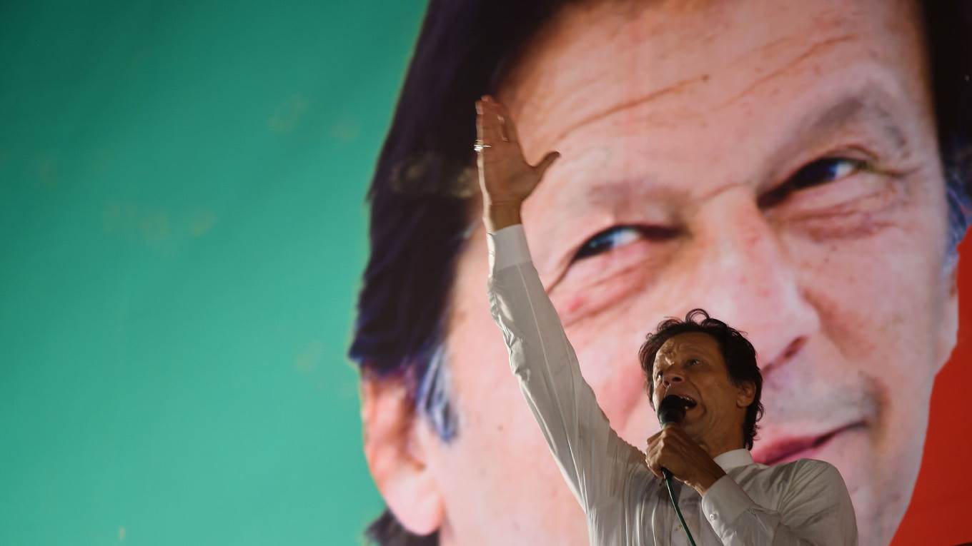 burki28_Wakil Kohsar_AFP_Getty Images_imran khan