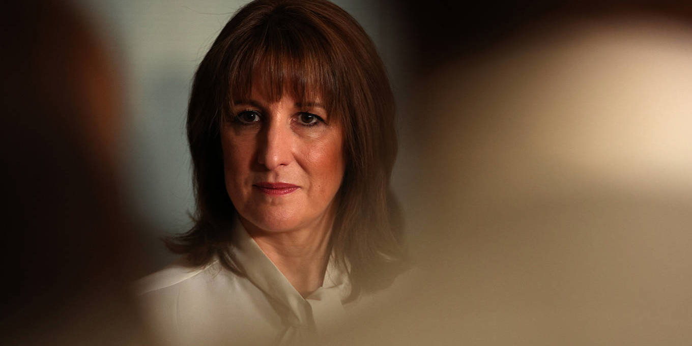 Britain’s Fiscal Watchdog Doesn't See What Matters