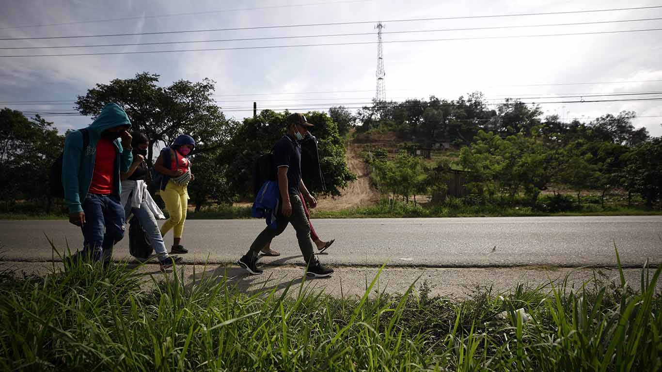 mckibben4Milo EspinozaGetty Images_migrant