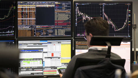 elerian178_Boris RoesslerPicture AllianceGettyImages_ny_stock_exchange
