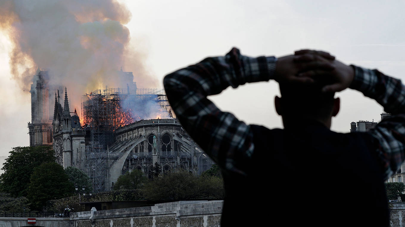 moisi162_GEOFFROY VAN DER HASSELTAFPGetty Images_notredame