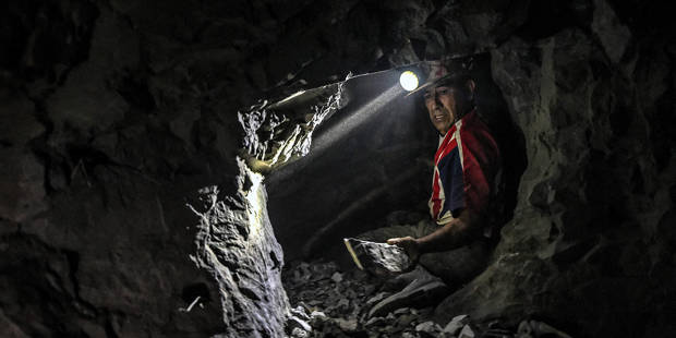 cabreraleal1_LUIS ACOSTAAFP via Getty Images_colombiamining