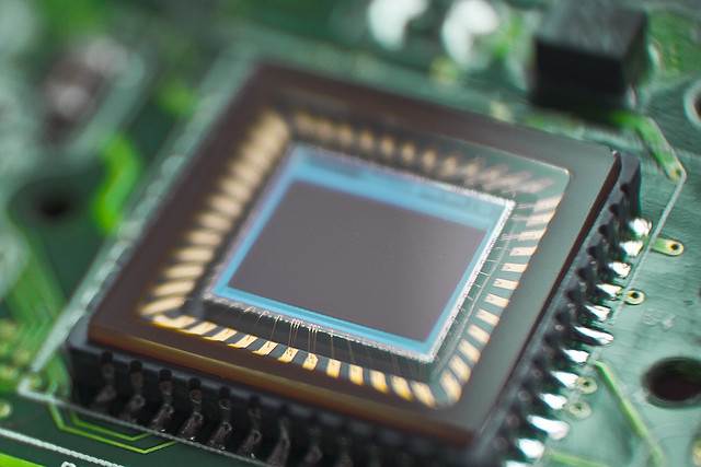 Digital chip CCD