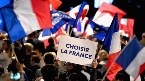 skidelsky115_Jeff-J-Mitchell_Getty-Images_le-pen-supporters