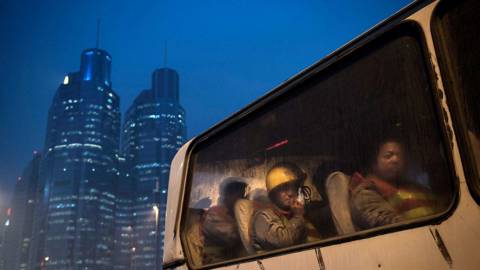 sheng96_ Kevin FrayerGetty Images_china workers bus