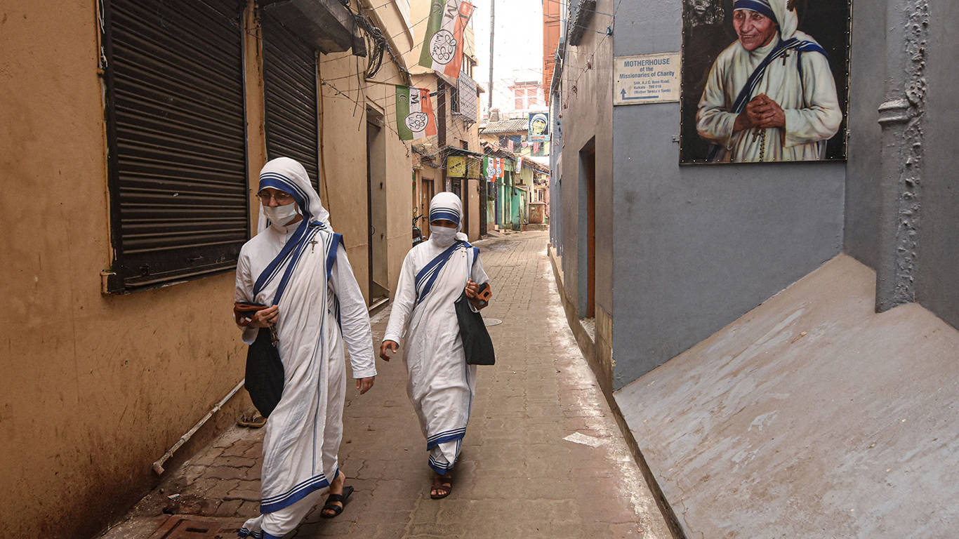tharoor160_AFP via Getty Images_missionaries india ngo