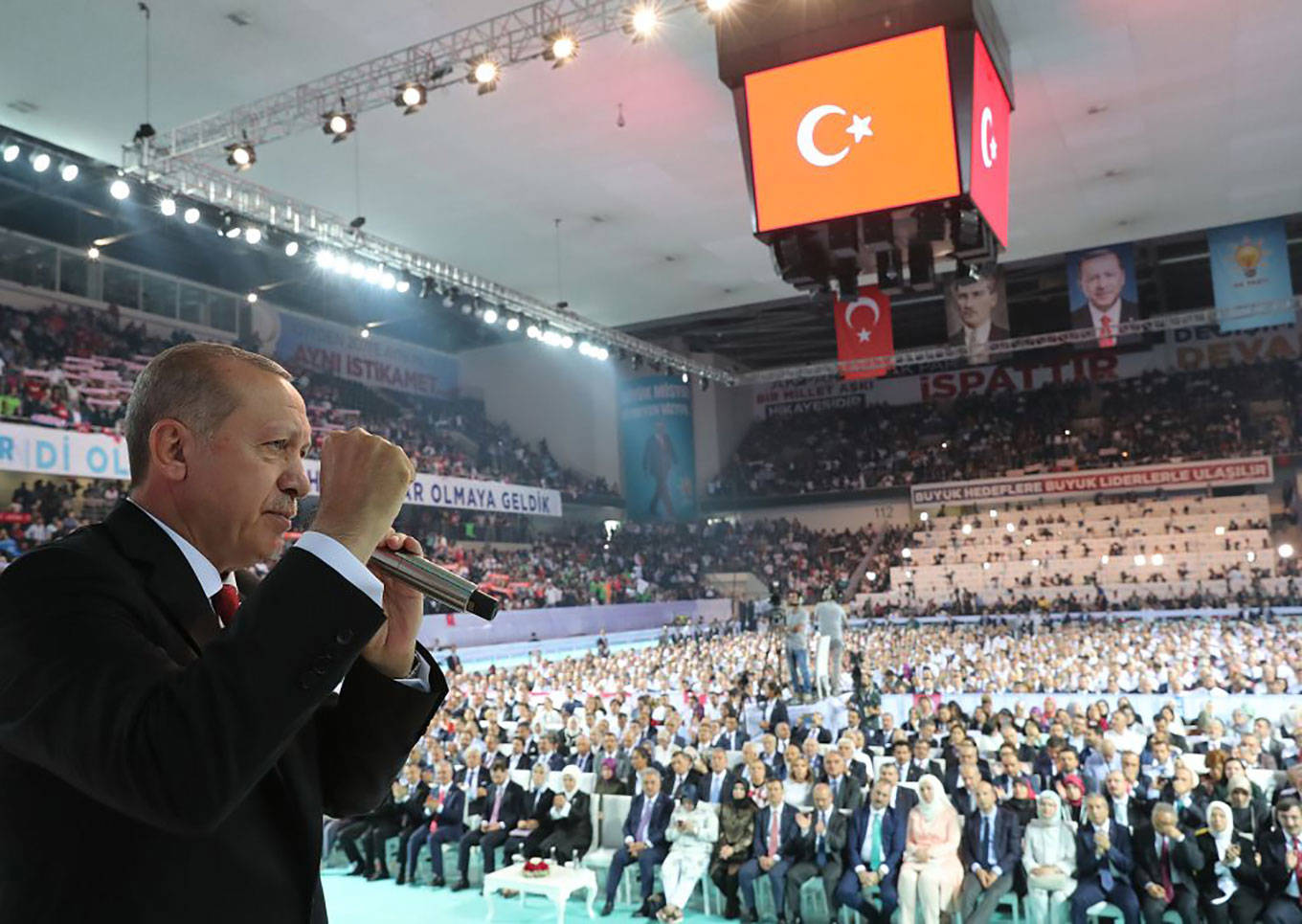 turkey erdogan speaking at rally
