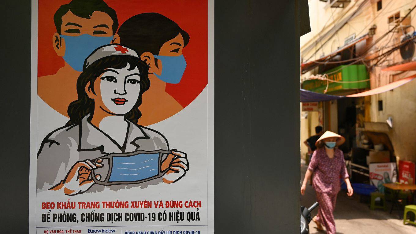 mahbubani25_MANAN VATSYAYANAAFP via Getty Images_vietnam covid