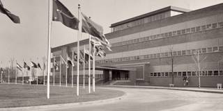 solana122_ H. Armstrong RobertsClassicStockGetty Images_UN HQ 1940s
