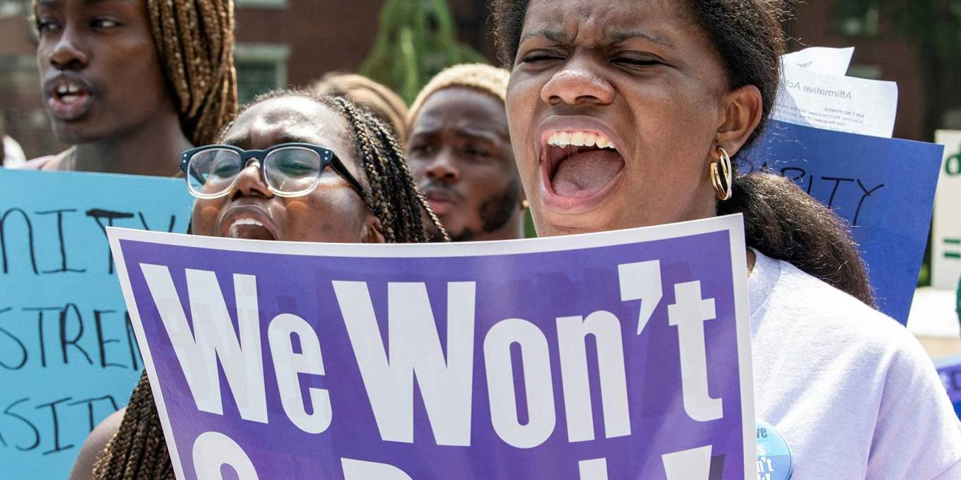 Why Are Americans Dissatisfied Despite a Strong Economy? by Pinelopi