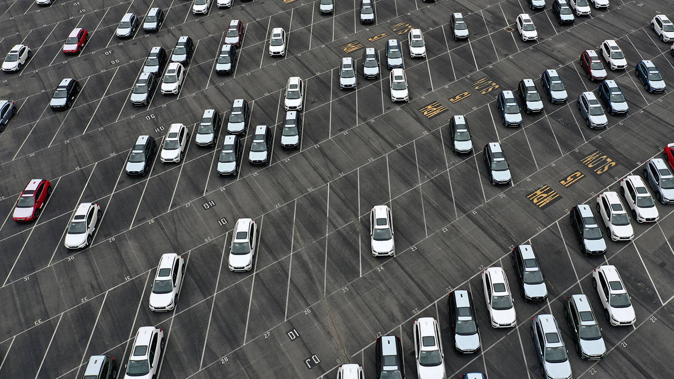 stiglitz300_Justin SullivanGetty Images_carshortage