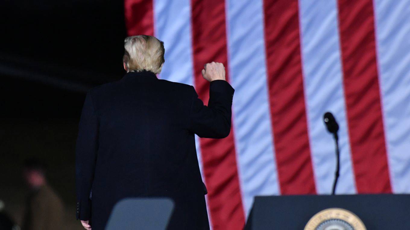 hamada44_Peter Zay_Anadolu Agency via Getty Images_trump rally