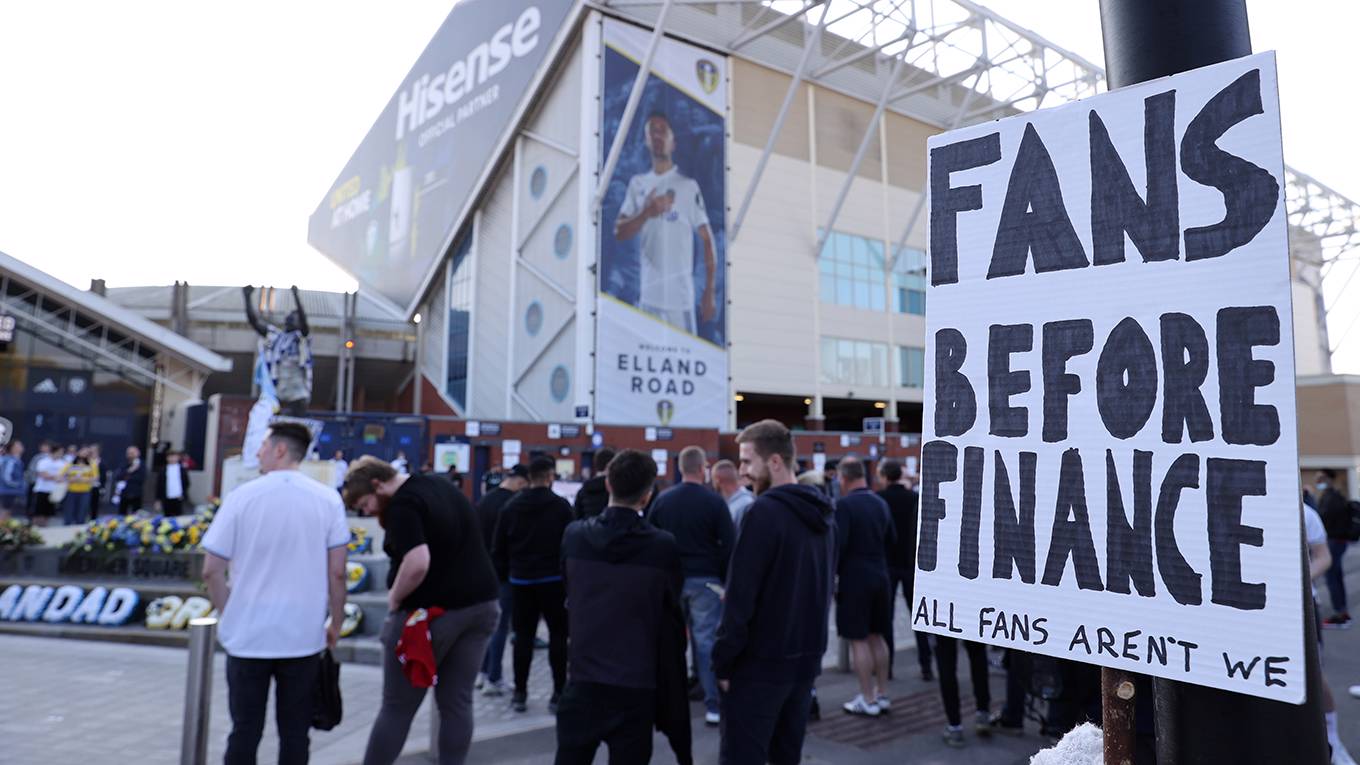 varoufakis78_Clive BrunskillGetty Images_footballprotest