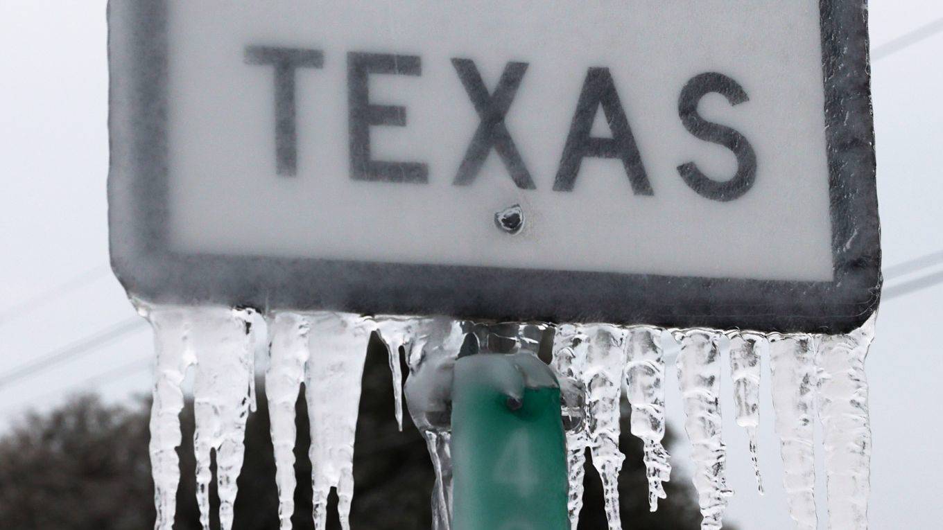 galbraith8_Joe RaedleGetty Images_texas storm ice