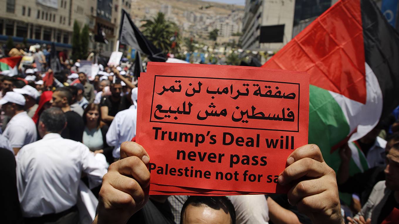 benami153_JAAFARASHTIYEHAFPGettyImages_palestinianprotestkushnerdeal