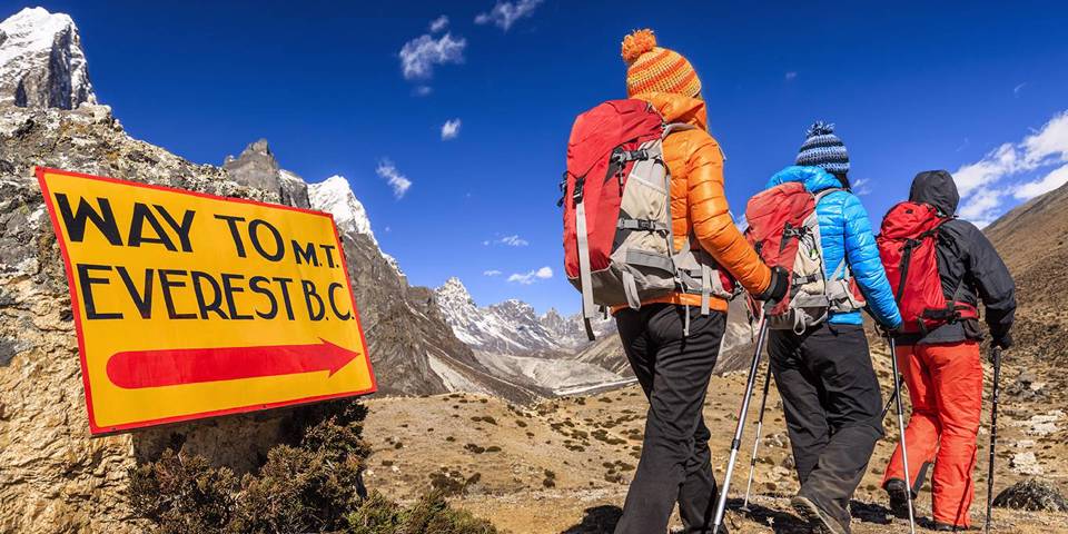 oneill62_hadynyahGettyImages_everestsignbyhikers