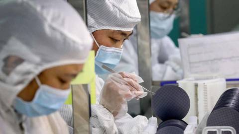 hsieh3_STRAFP via Getty Images_semiconductor china