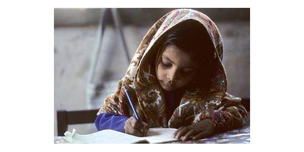 Pakistani schoolgirl homework