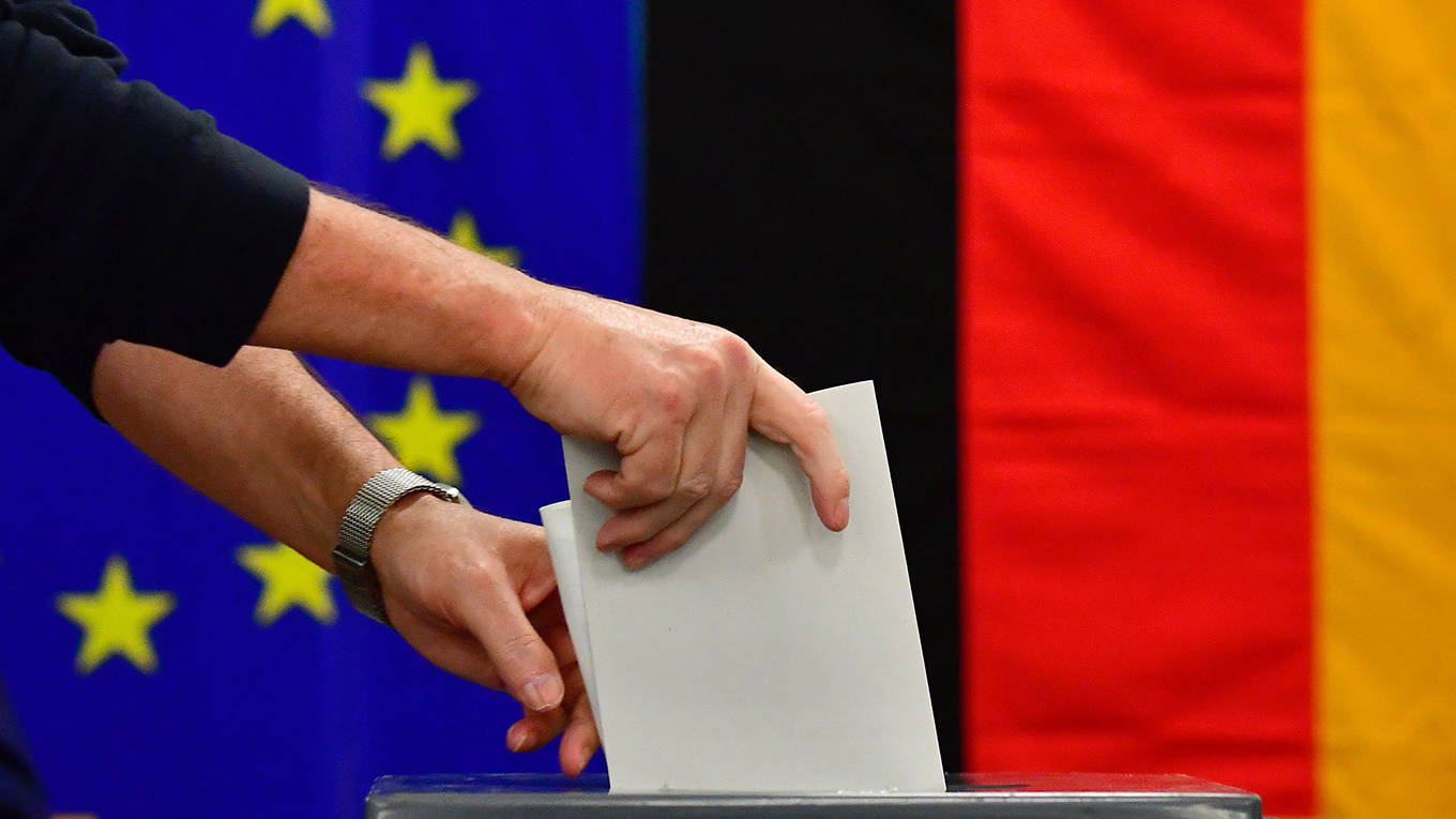 fischer185_TOBIAS SCHWARZAFP via Getty Images_germanyelection