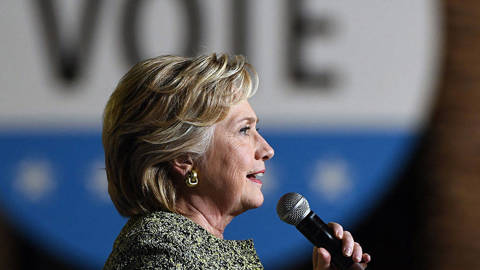 roe32_Ethan Miller_Getty Images_hillary clinton
