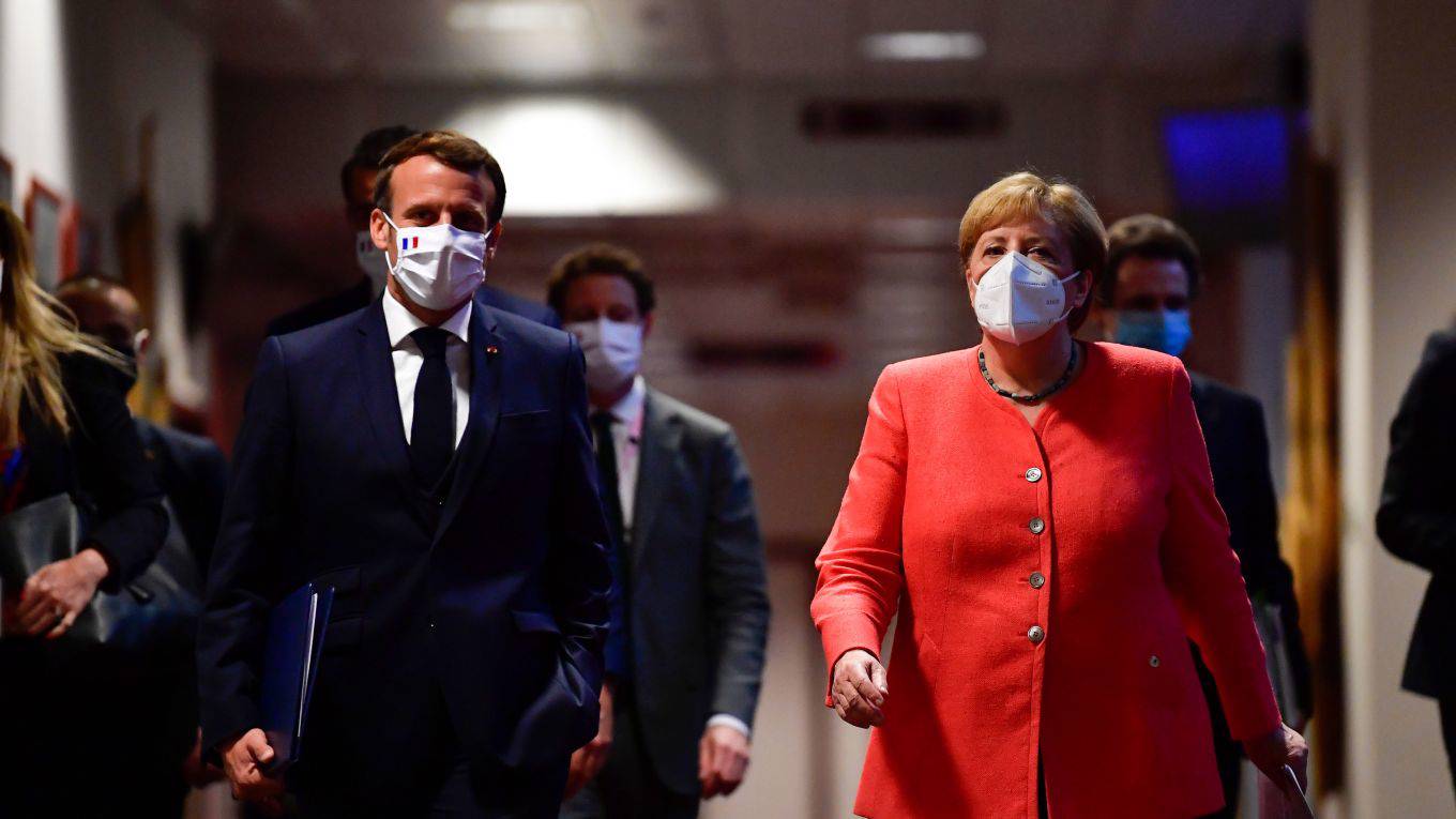 joffe2_JOHN THYSPOOLAFP via Getty Images_merkel macron