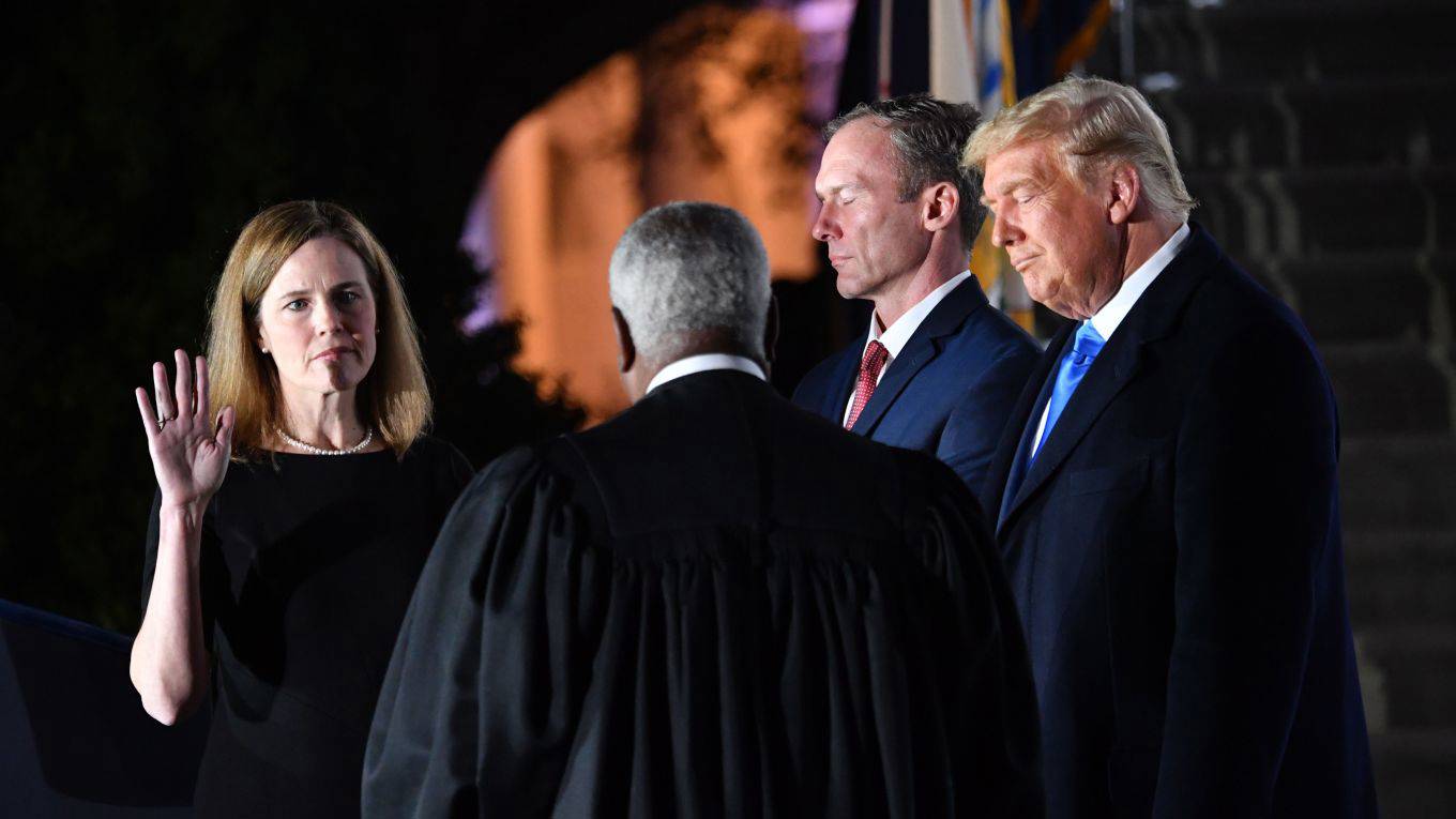 drew60_NICHOLAS KAMMAFP via Getty Images_barrett confirmation