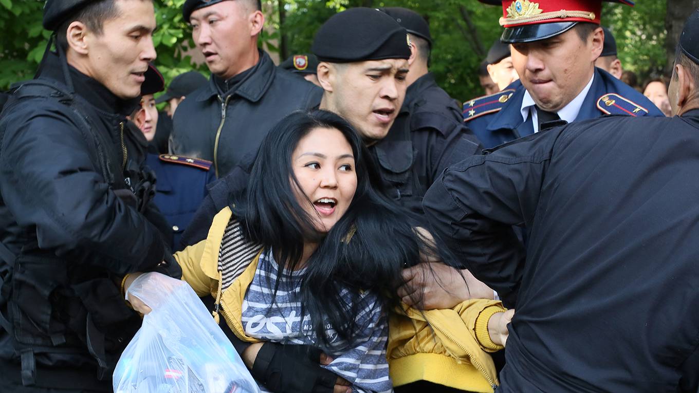 kapparov1_RUSLAN PRYANIKOVAFPGetty Images_kazakhstan protest