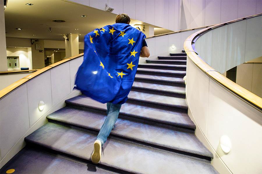 EU flag EPP supporter