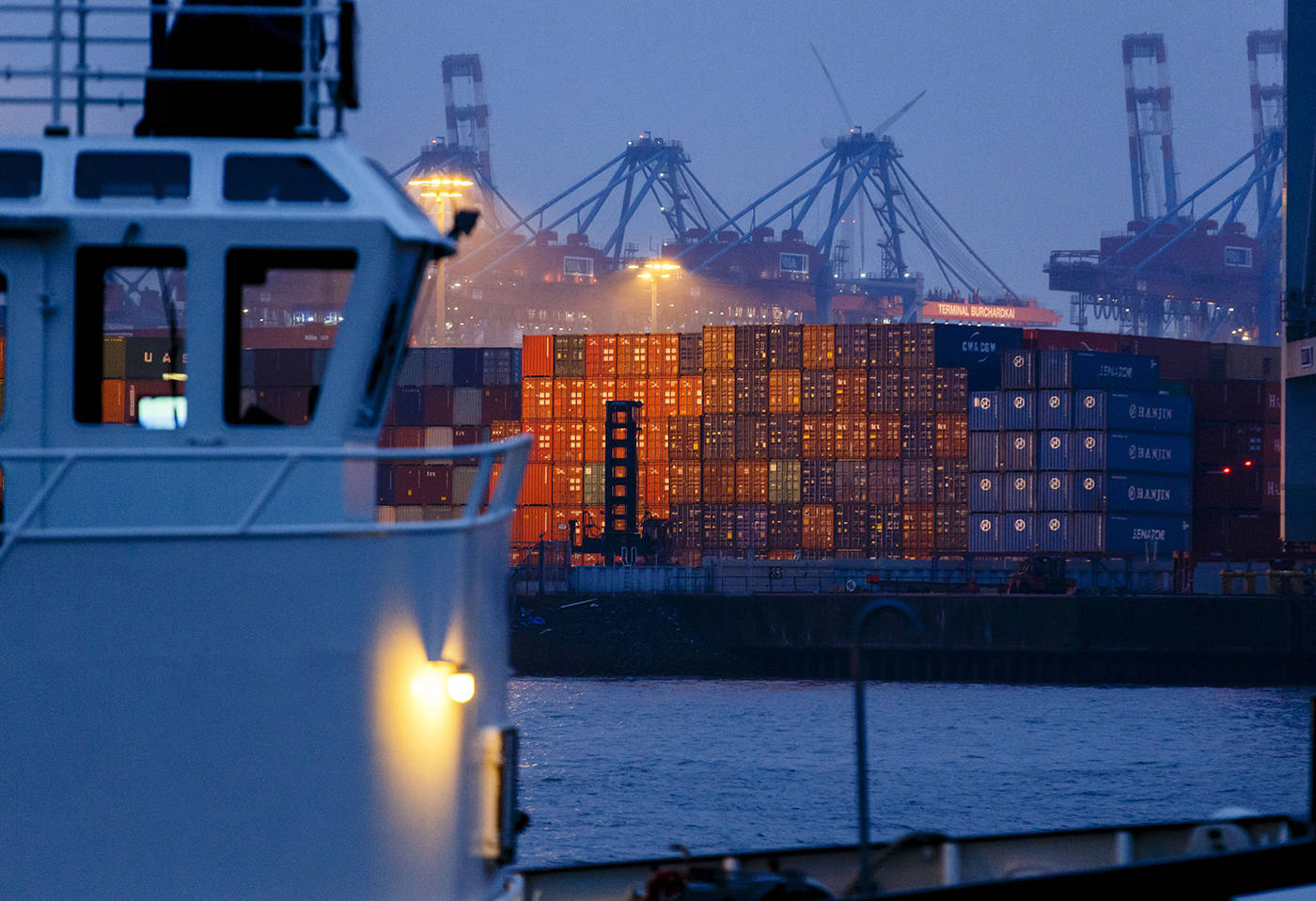 Global free trade shipping