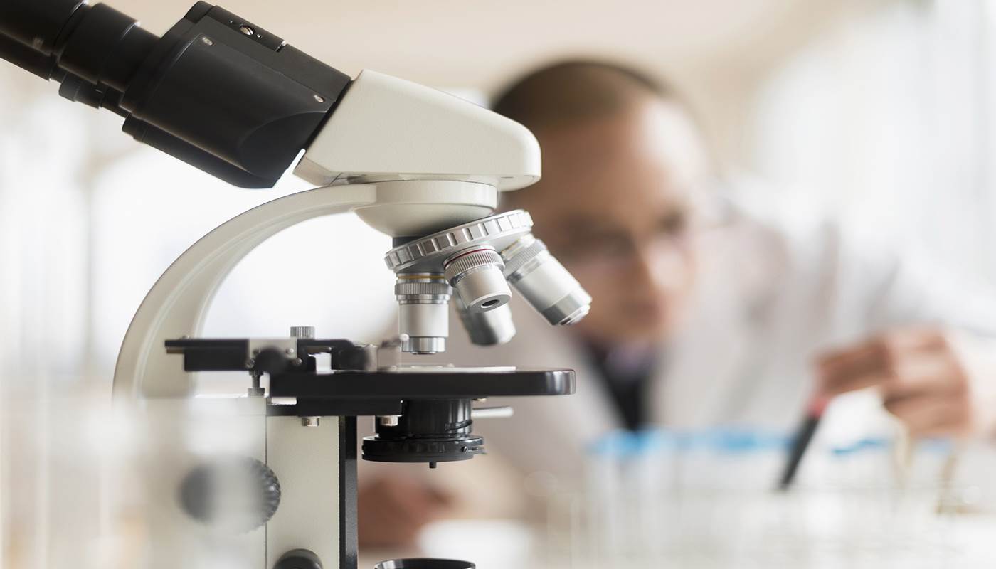 rbreckenridge1_JGI_Tom Grill_Getty Images_research laboratory