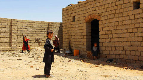 Afghan children 
