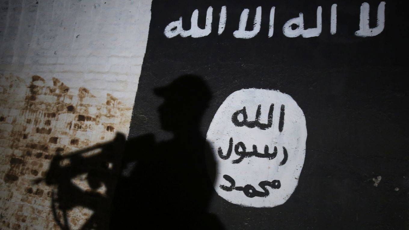 chellaney132_AHMAD AL-RUBAYEAFP via Getty Images_isis