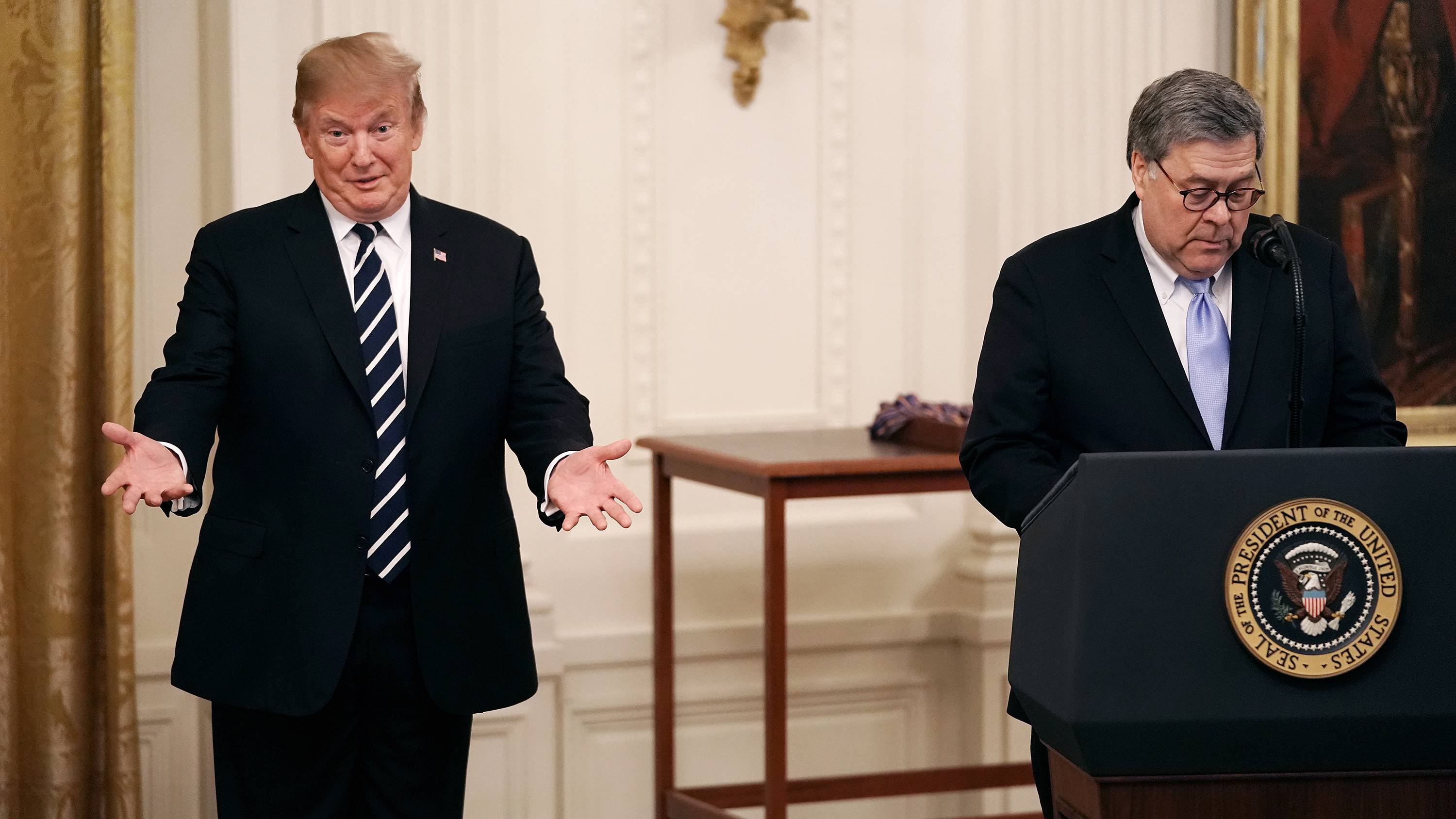 leonard59_Chip SomodevillaGetty Images_trumpbarr