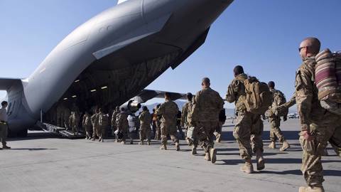 fischer180_Robert NickelsbergGetty Images_troops leave afghanistan