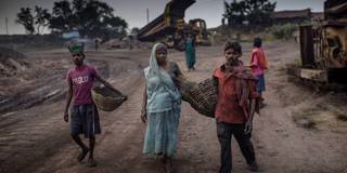 buiter6_Jonas GratzerLightRocket via Getty Images_india coal